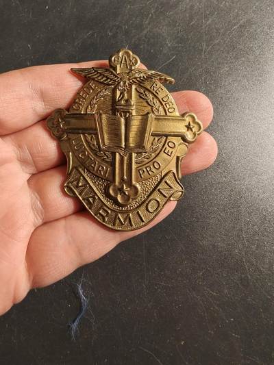 老王徽章第165期 - 美国马米恩军事学院大檐帽帽徽 