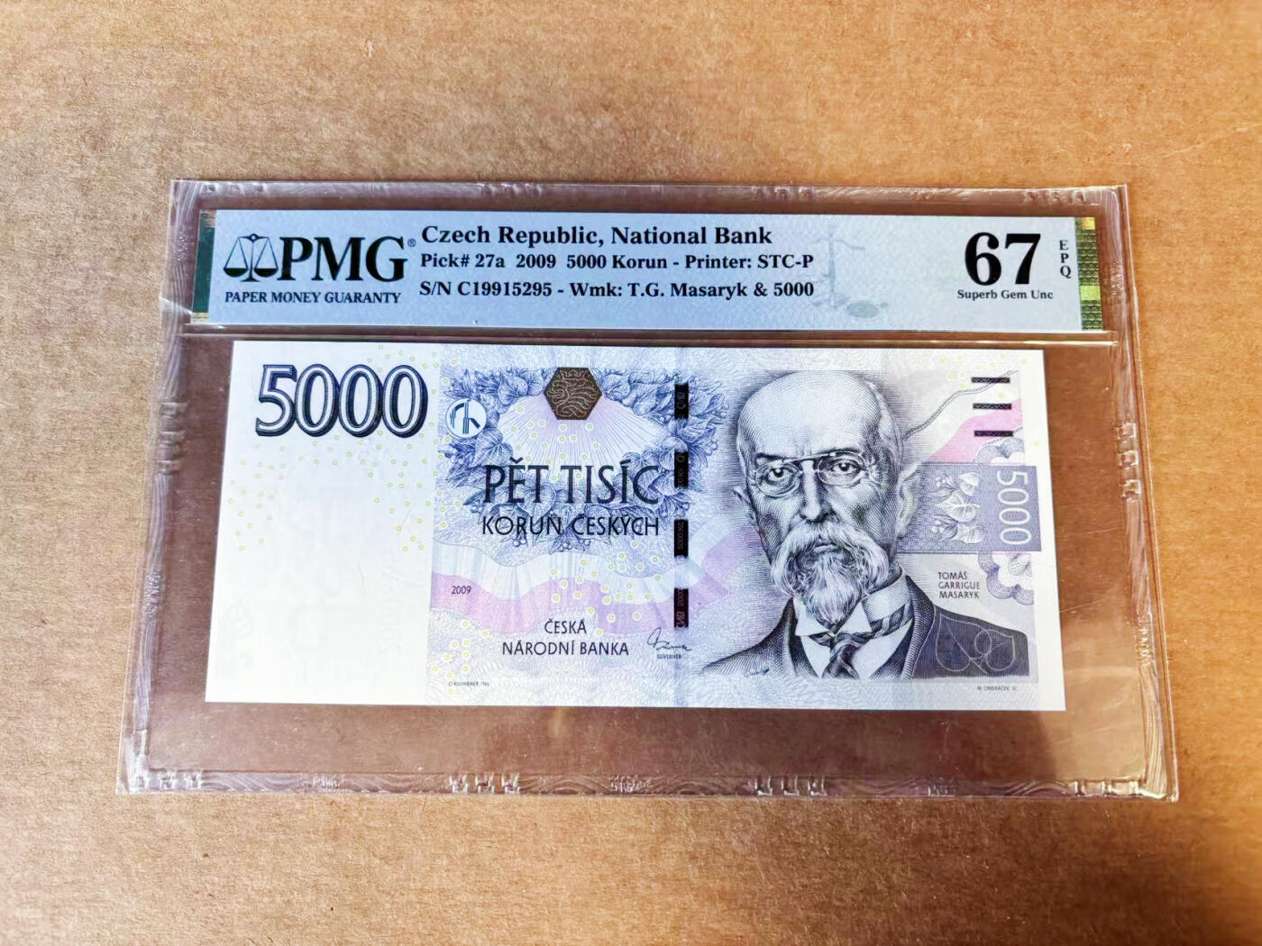 【Blue Auction】世界纸币精拍第754期——18级TOP拍卖/信誉/品质/专业/高效💫  【无47】捷克 2009年5000克朗 背面大场景  PMG67EPQ高分