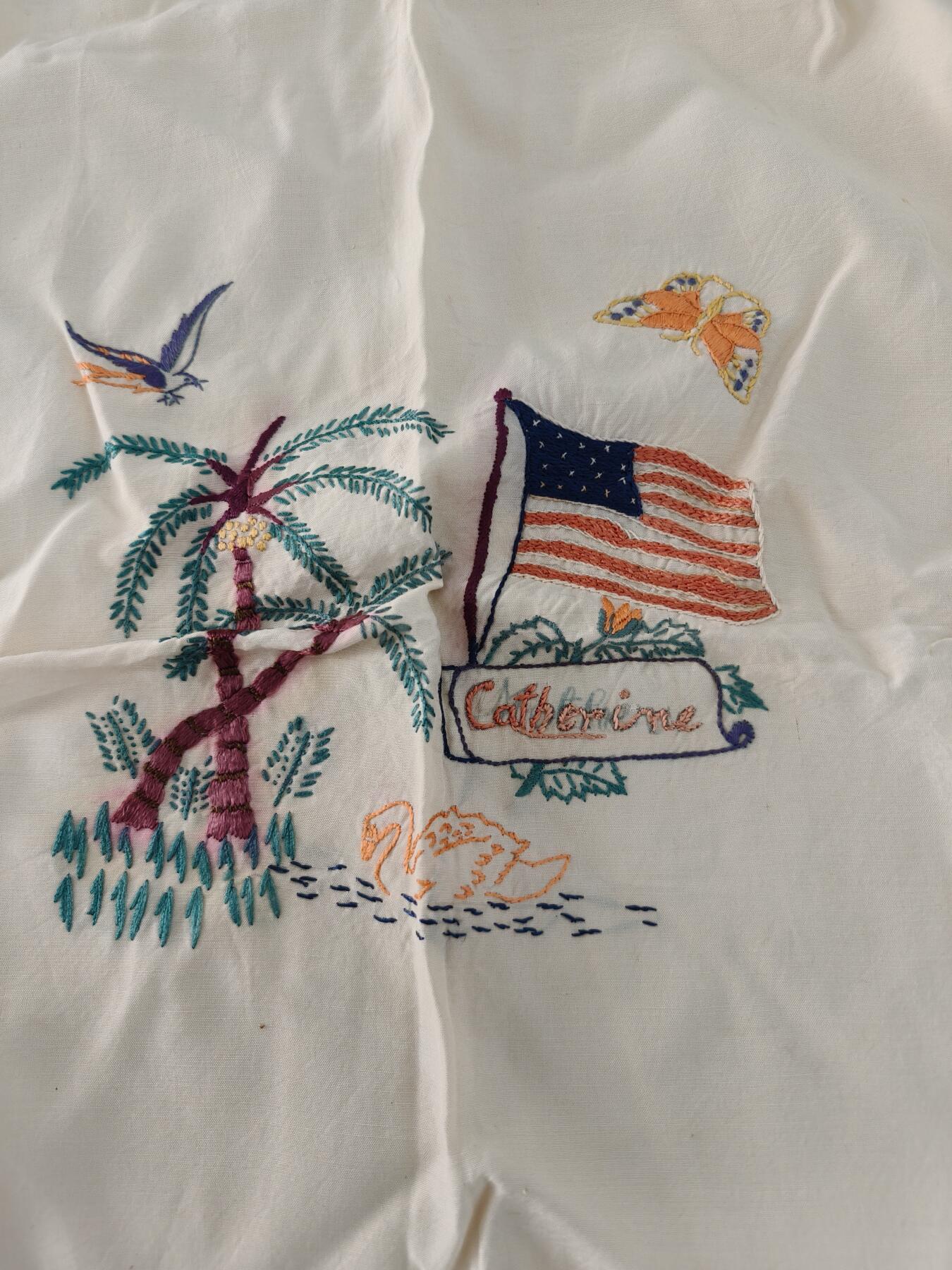 老王徽章第165期 美国二战中缅印战区陆军航空兵私人订制丝巾     真丝刺绣.     尺寸约60×60cm