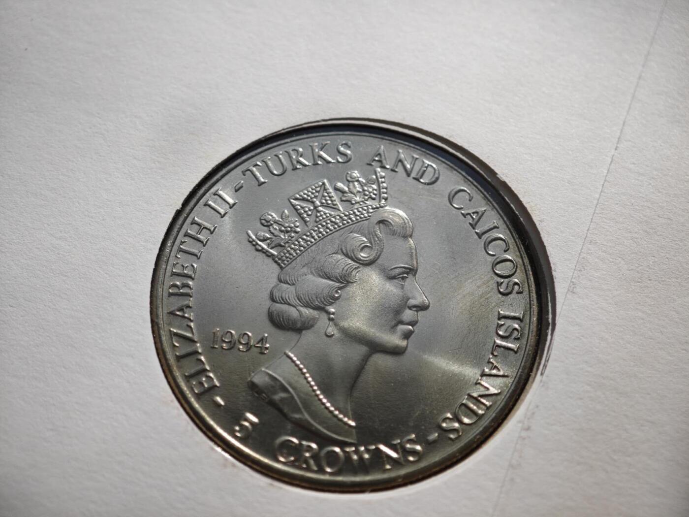 【淘币小摊】限时拍第八百零七拍  克朗币邮币封场  满百包邮可预留两周  周一统一发货     特克斯凯科斯1994年诺曼底登陆50周年5克朗纪念币邮币封