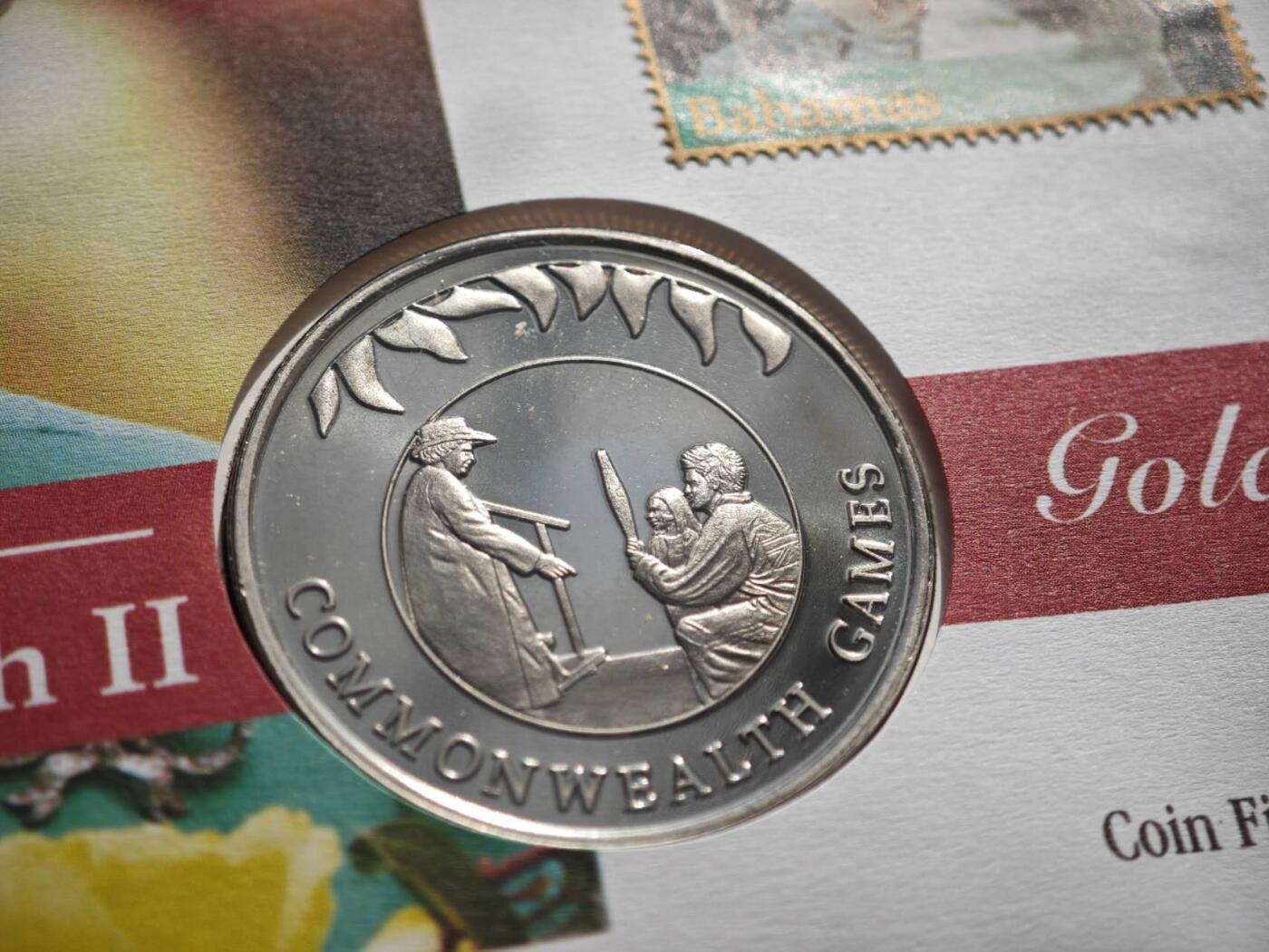 【淘币小摊】限时拍第八百零七拍  克朗币邮币封场  满百包邮可预留两周  周一统一发货    福克兰群岛2002年女王登基金禧50便士纪念币邮币封