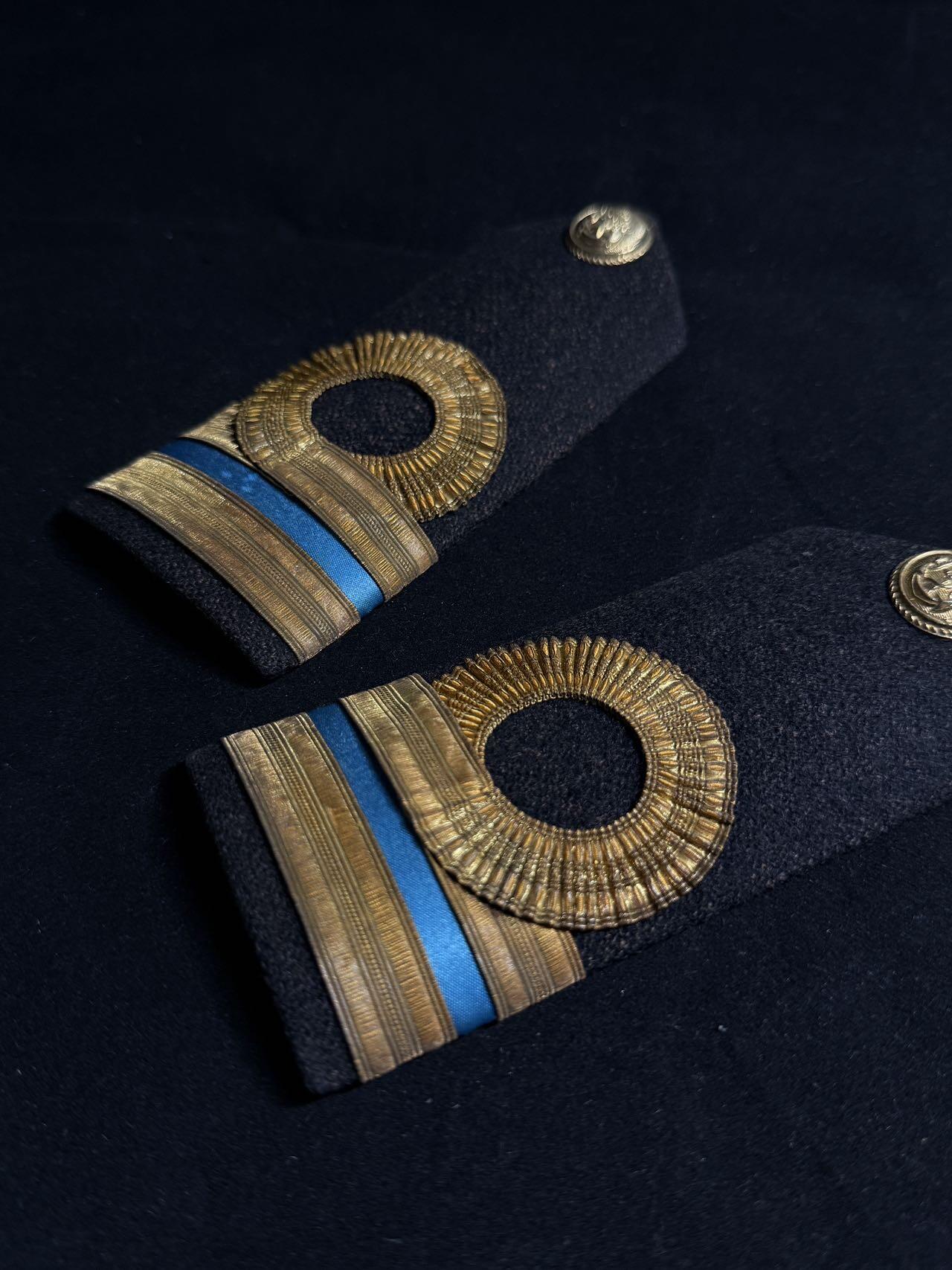 戎马世界章牌大赏第108期 朝鲜战争～越南战争初期 泰国皇家海军上尉肩章