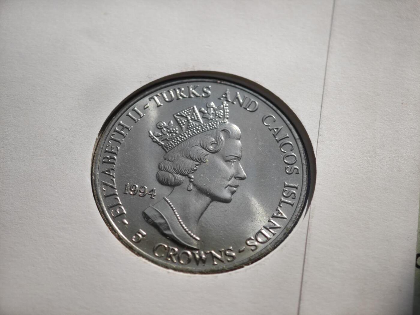 【淘币小摊】限时拍第八百零七拍  克朗币邮币封场  满百包邮可预留两周  周一统一发货     特克斯凯科斯1994年诺曼底登陆50周年5克朗纪念币邮币封