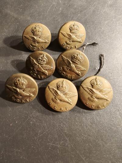 老王徽章第165期 - 英联邦皇家加拿大空军铜扣一组7枚    23mm 