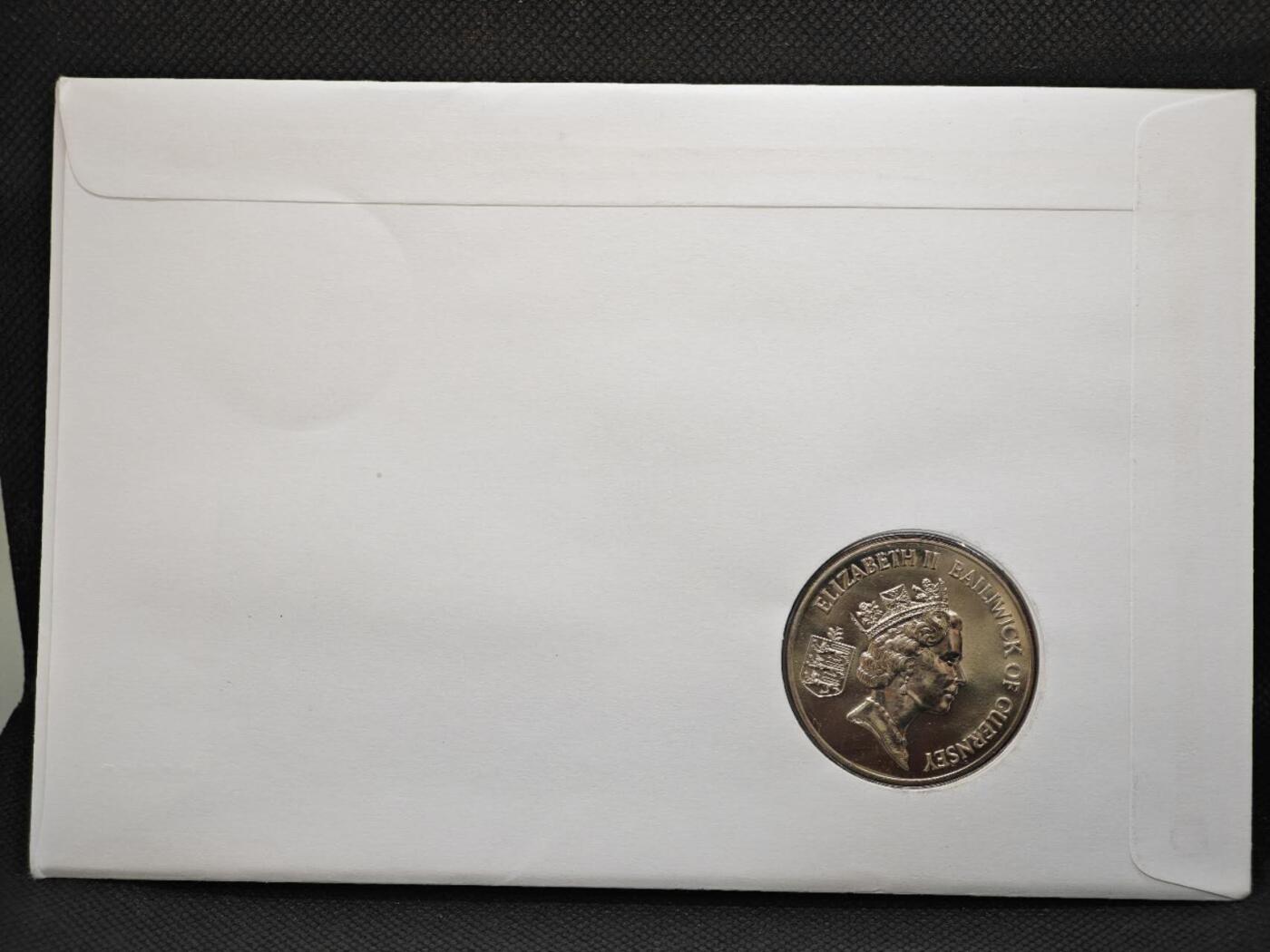 【淘币小摊】限时拍第八百零七拍  克朗币邮币封场  满百包邮可预留两周  周一统一发货   根西岛1995年二战胜利50周年2镑纪念币邮币封