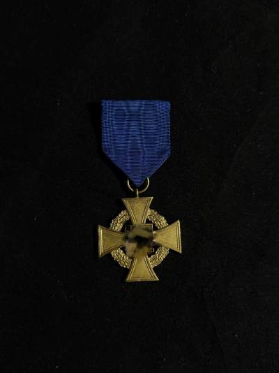 戎马世界章牌大赏第108期 - 铭记历史！德国二战公务员40年服务勋章