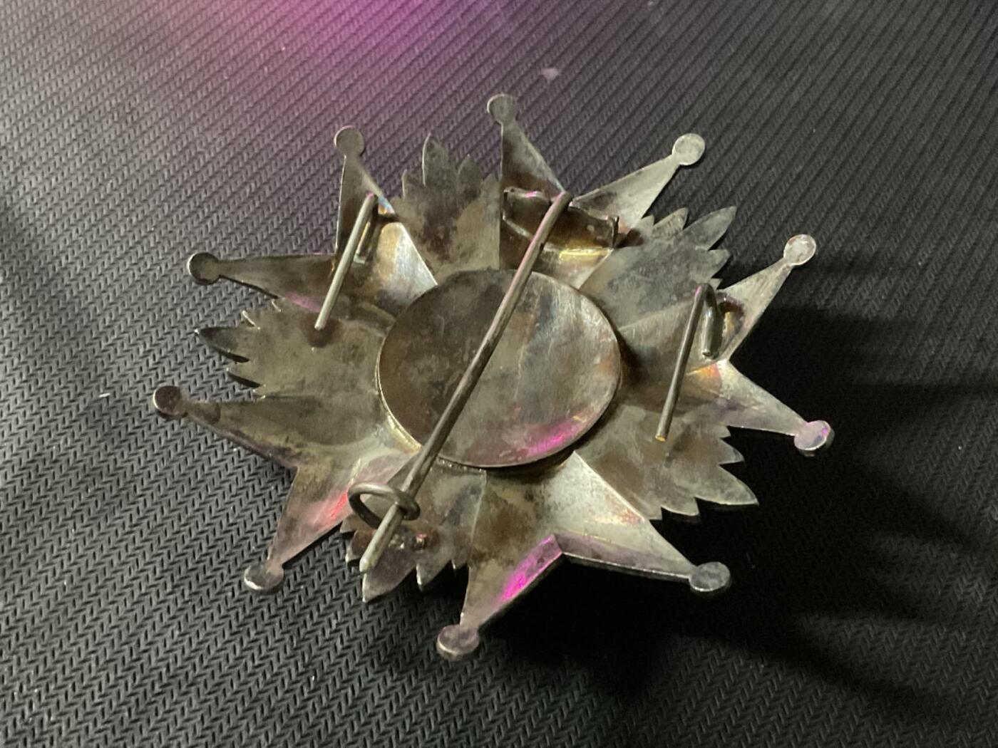 凯旋世界勋赏（第20期）（欢迎送拍）（对拍品有疑问请询问客服，不接受到手刀，出价默认拍品品相。请认真阅读拍卖规则！出价默认已认可！）（收到货请录制开箱视频，无视频概不处理问题。） 法国三共荣誉军团勋章三处标