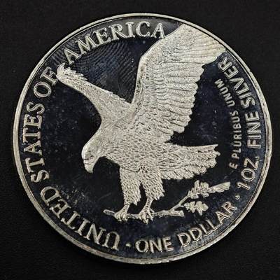 【淘币小摊】限时拍第八百零七拍  克朗币邮币封场  满百包邮可预留两周  周一统一发货  - 美国2023年行走鹰洋复刻纪念章