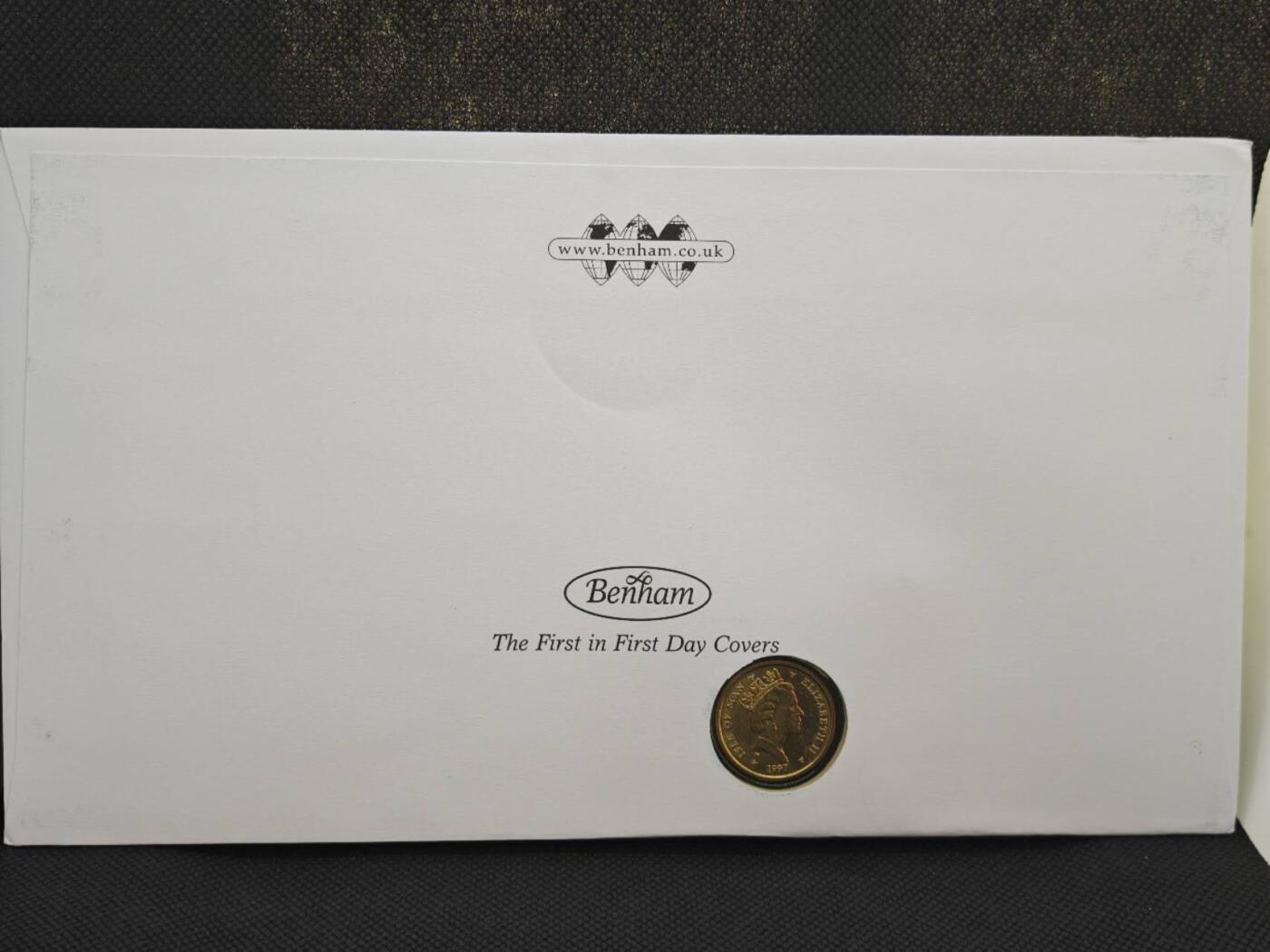 【淘币小摊】限时拍第八百零七拍  克朗币邮币封场  满百包邮可预留两周  周一统一发货   马恩岛1997年板球1镑纪念币邮币封