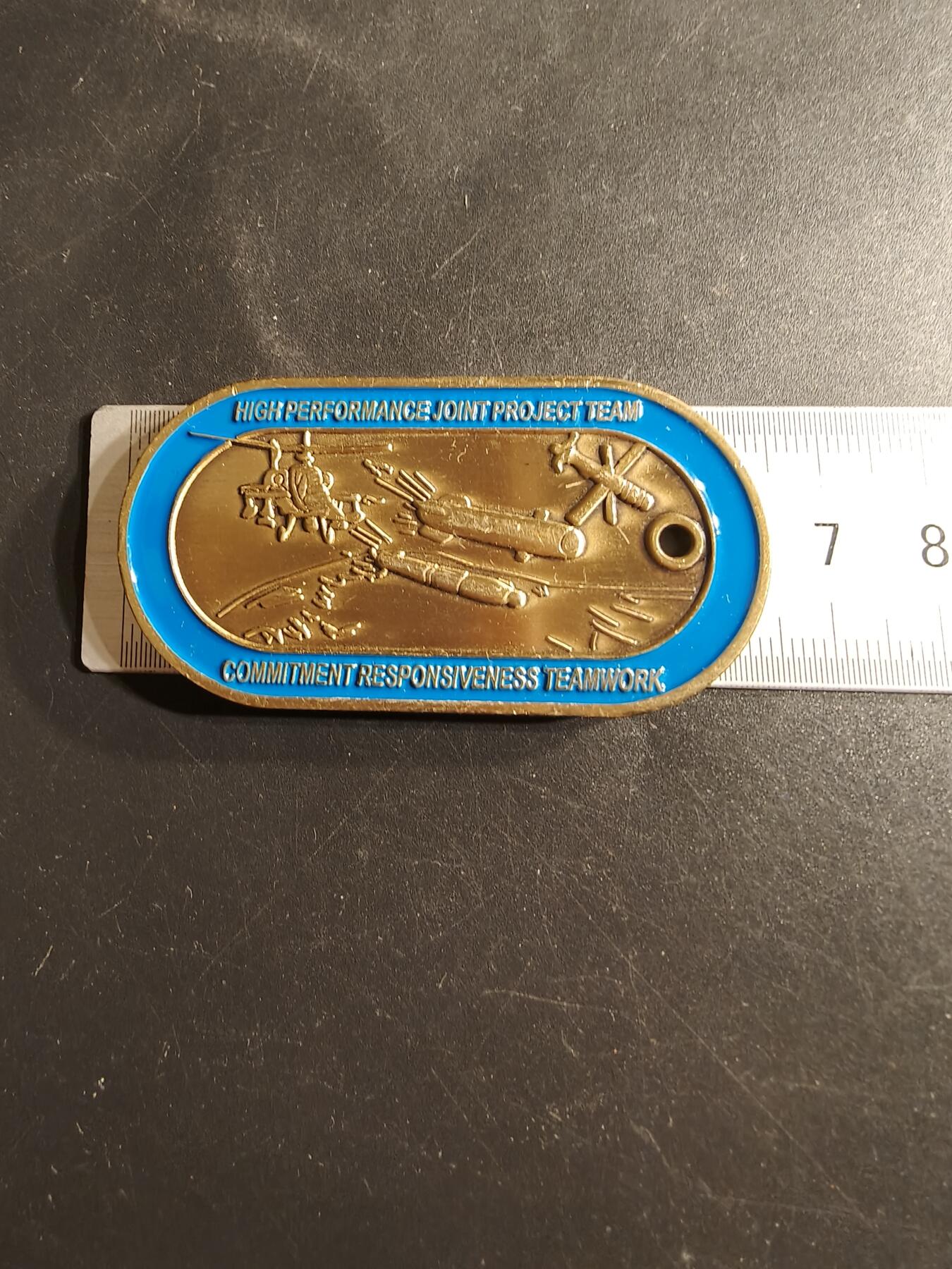 老王徽章第165期  美国联合攻击弹药系统纪念章     长度64mm.    重量58.2g