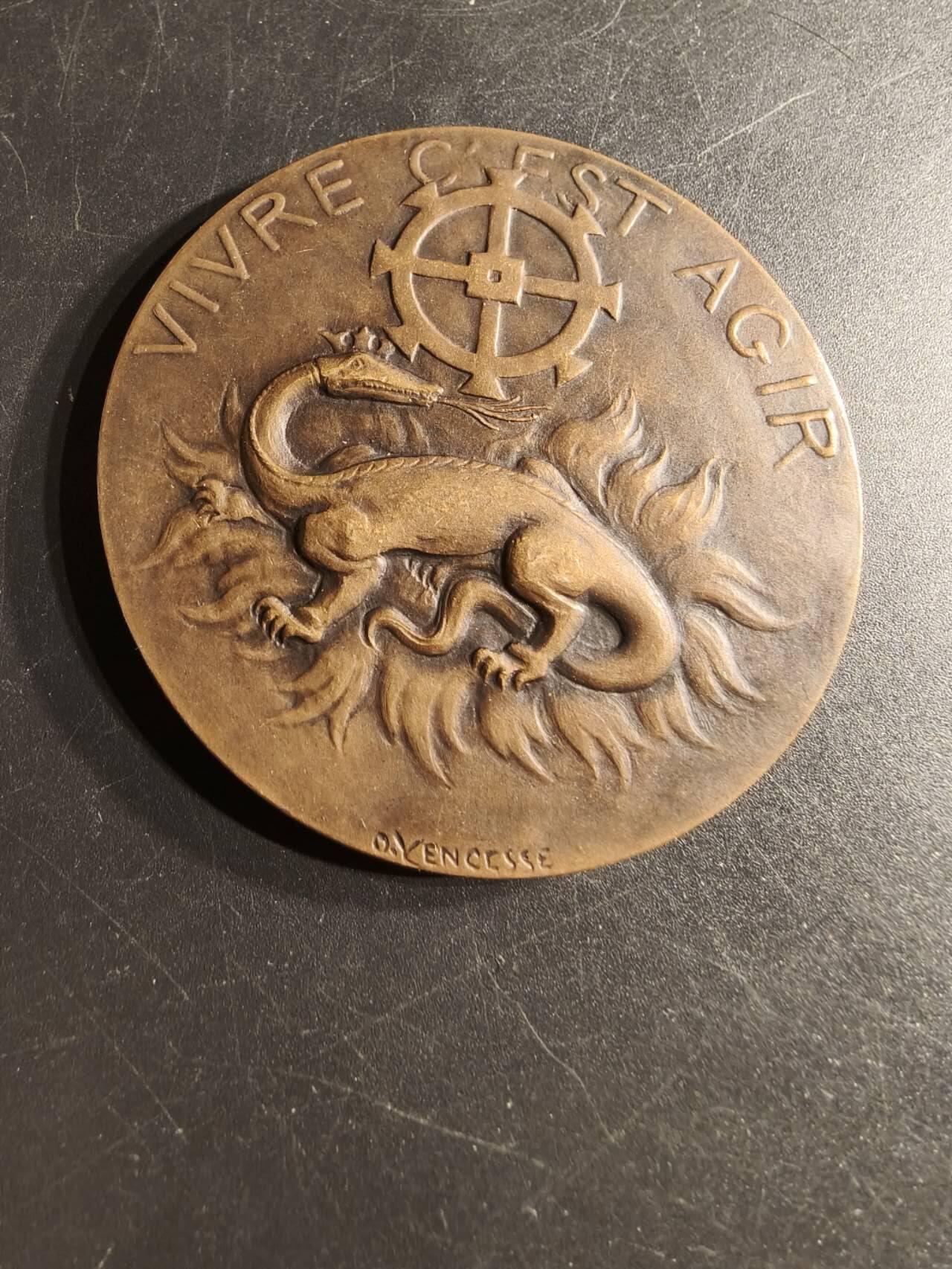 老王徽章第165期 法国贸易部长朱尔斯•齐格弗里德大铜章     直径58mm.    重量83.3g