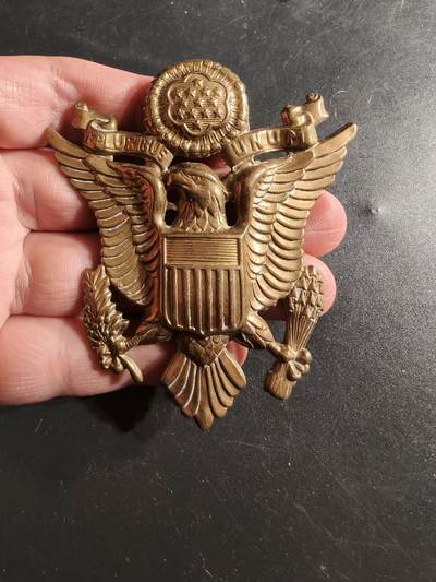 老王徽章第165期 -  美国陆军大檐帽帽徽     二战时期