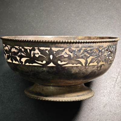 【德藏】世界币章拍卖第154期（拍品征集中~欢迎藏友联系） - 欧洲早期大号银质水果盛 工艺精美 直径约：180mm；高约：87.5mm，重约：337.3g