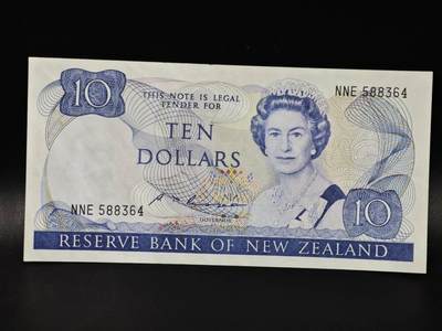 【淘币小摊】限时拍第八百零五拍  纸币场  满百包邮可预留两周  周一统一发货  - 新西兰10元纸币【有折】