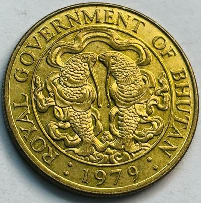 文馨钱币收藏第 282 场，【 长期接收代拍品】，加拿大老铜代用币，银币，德三系列场 - 原铜光 1979 年 不丹25 切特鲁姆黄锦鲤八宝双鱼十字金刚杵，第四版独年份有磁版