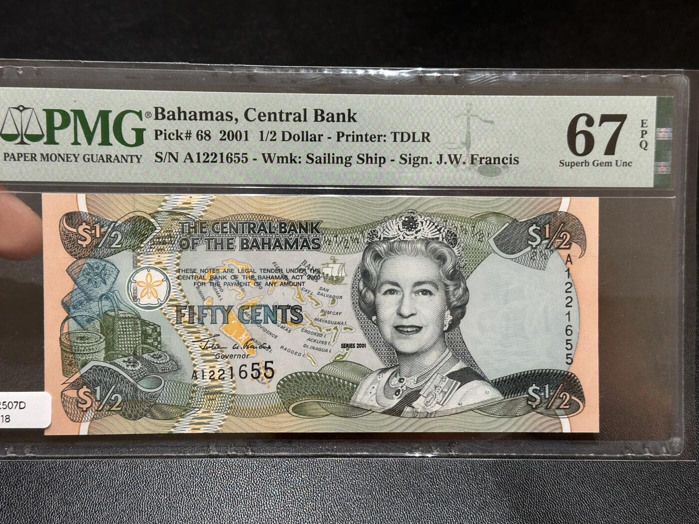 《外钞收藏家》第五百八十七期（精选场）（本平台长期征集拍品、欢迎藏友们联系合作） 2001年巴哈马1/2刀 女王钞 PMG67 A冠 无47靓号