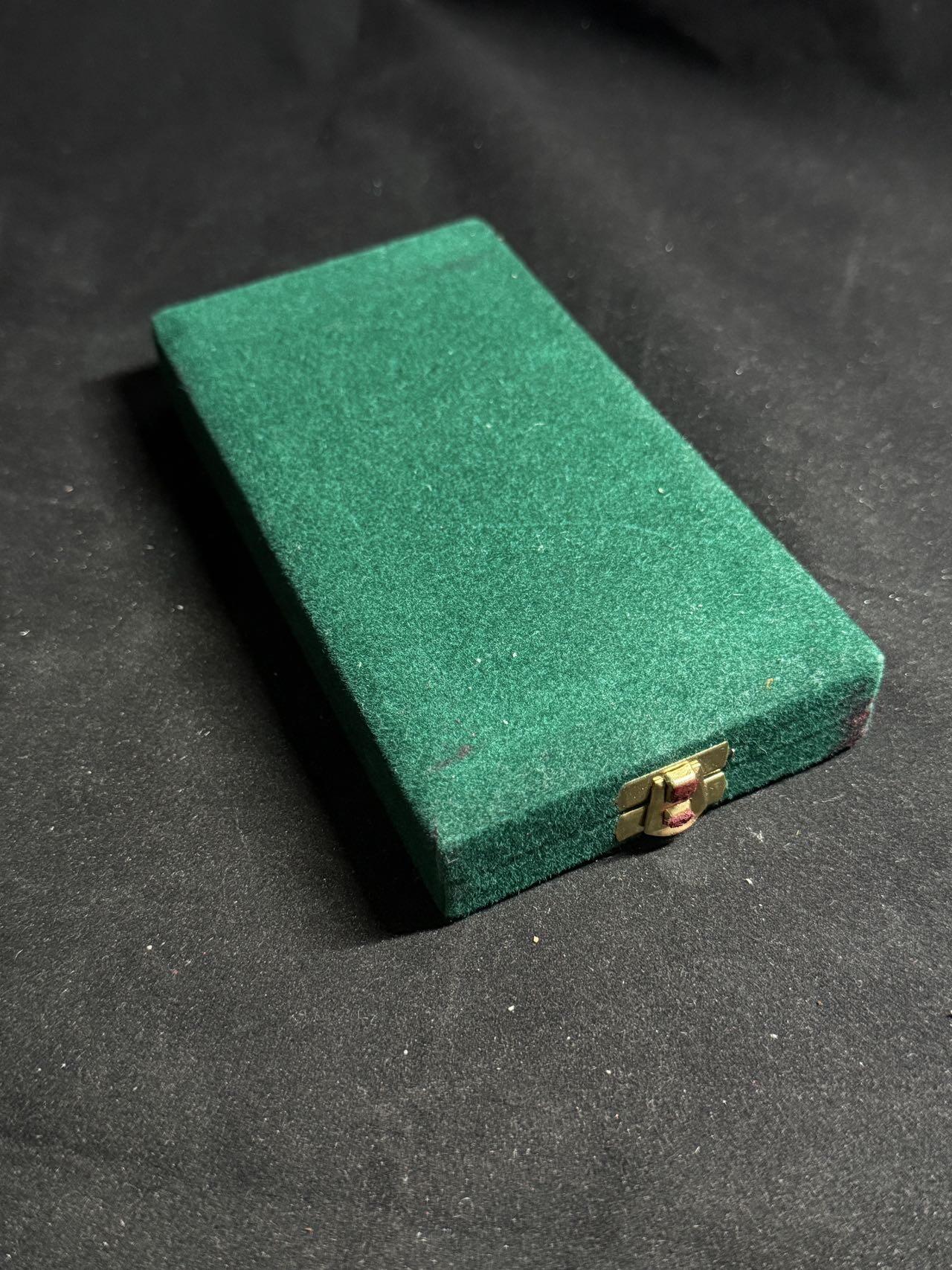 戎马世界章牌大赏第108期 匈牙利二级国防功绩勋章