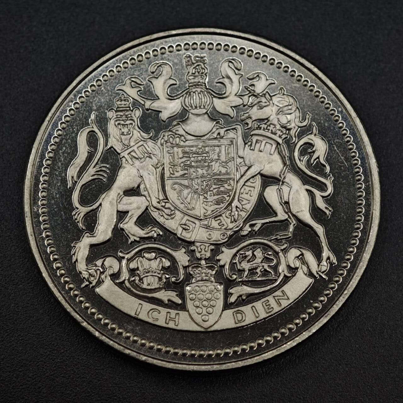 【淘币小摊】限时拍第八百零七拍  克朗币邮币封场  满百包邮可预留两周  周一统一发货   戴安娜王妃1981年大婚纪念章