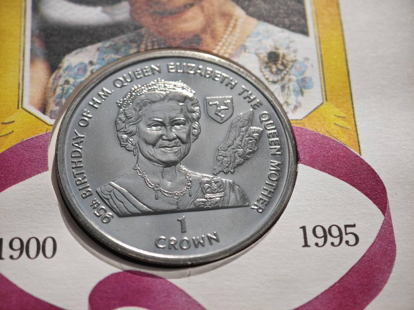 【淘币小摊】限时拍第八百零七拍  克朗币邮币封场  满百包邮可预留两周  周一统一发货   马恩岛1995年女王母亲95周岁克朗纪念币邮币封