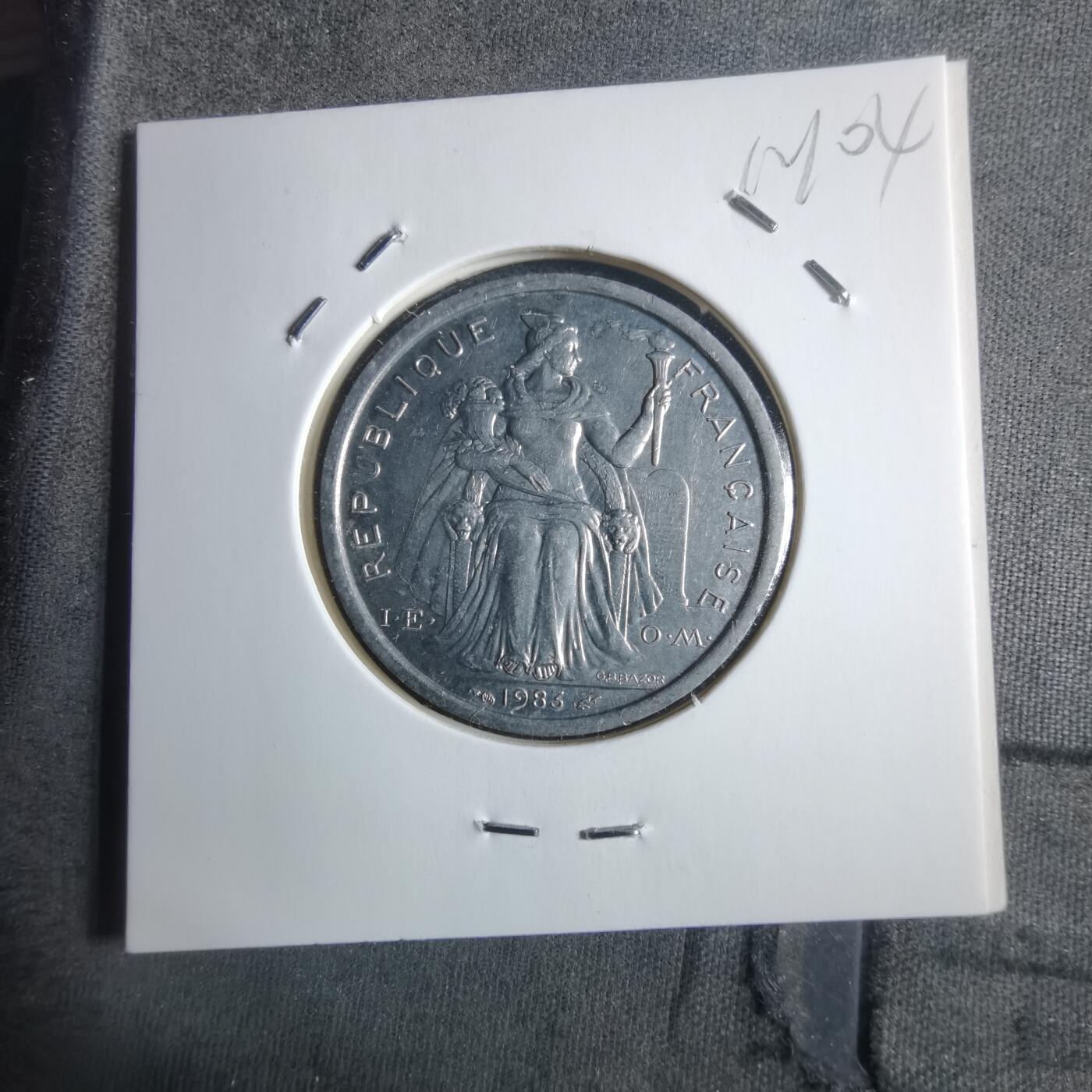 沼泽如烟--第912场 法属新喀里多尼亚1983年2法郎