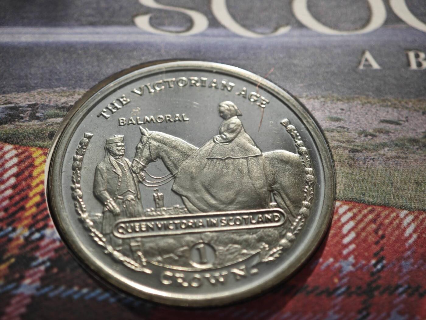 【淘币小摊】限时拍第八百零七拍  克朗币邮币封场  满百包邮可预留两周  周一统一发货    直布罗陀2001年维多利亚时代克朗纪念币邮币封