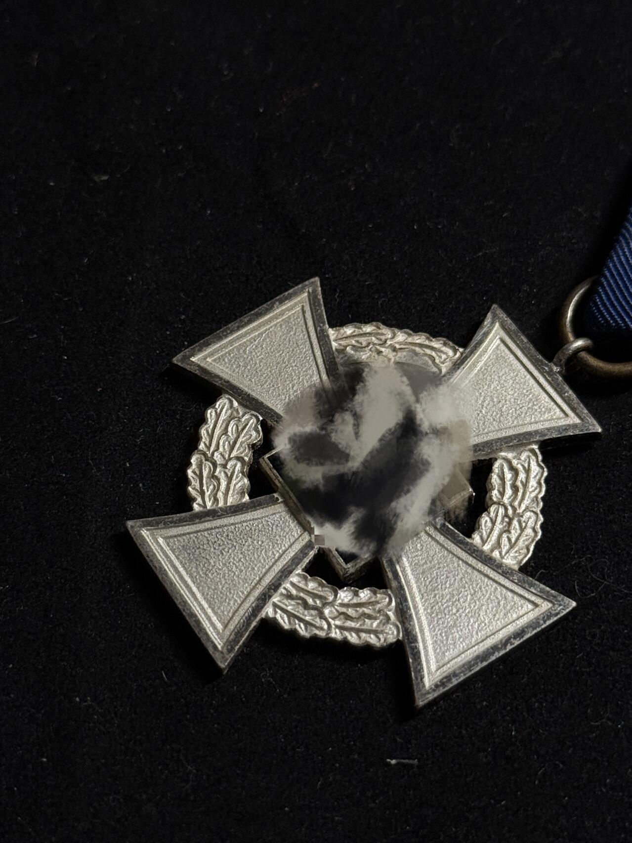 戎马世界章牌大赏第108期 铭记历史！德国二战公务员25年服役勋章