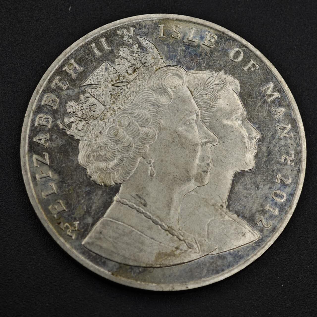 【淘币小摊】限时拍第八百零七拍  克朗币邮币封场  满百包邮可预留两周  周一统一发货   马恩岛2012年女王登基60周年克朗纪念币