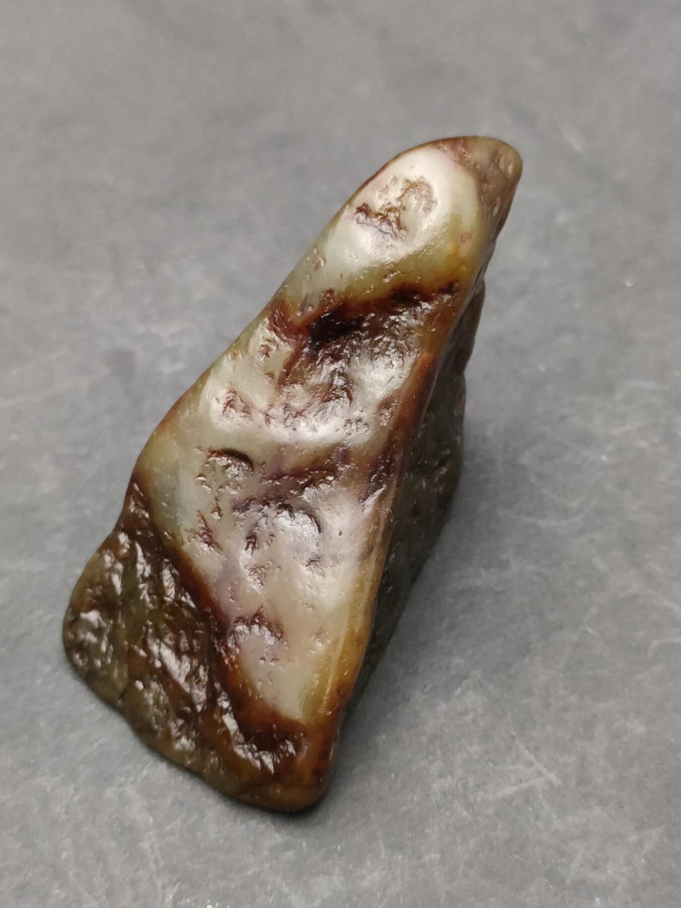 猩哥外币小铺➨【第203场】 和田玉原石13克