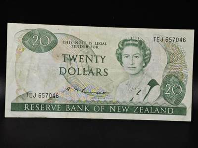 【淘币小摊】限时拍第八百零五拍  纸币场  满百包邮可预留两周  周一统一发货  - 新西兰20元纸币【有折】