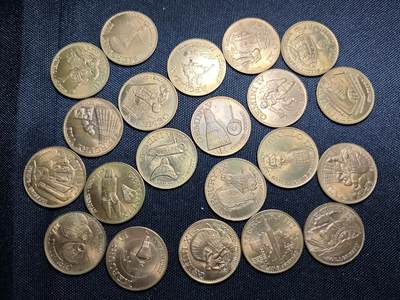 KK钱币收藏小铺 （套币 好品/批量散币 银币）专场  2月预留时间 周末发货 -  美国航天纪念铜章21枚 好品！