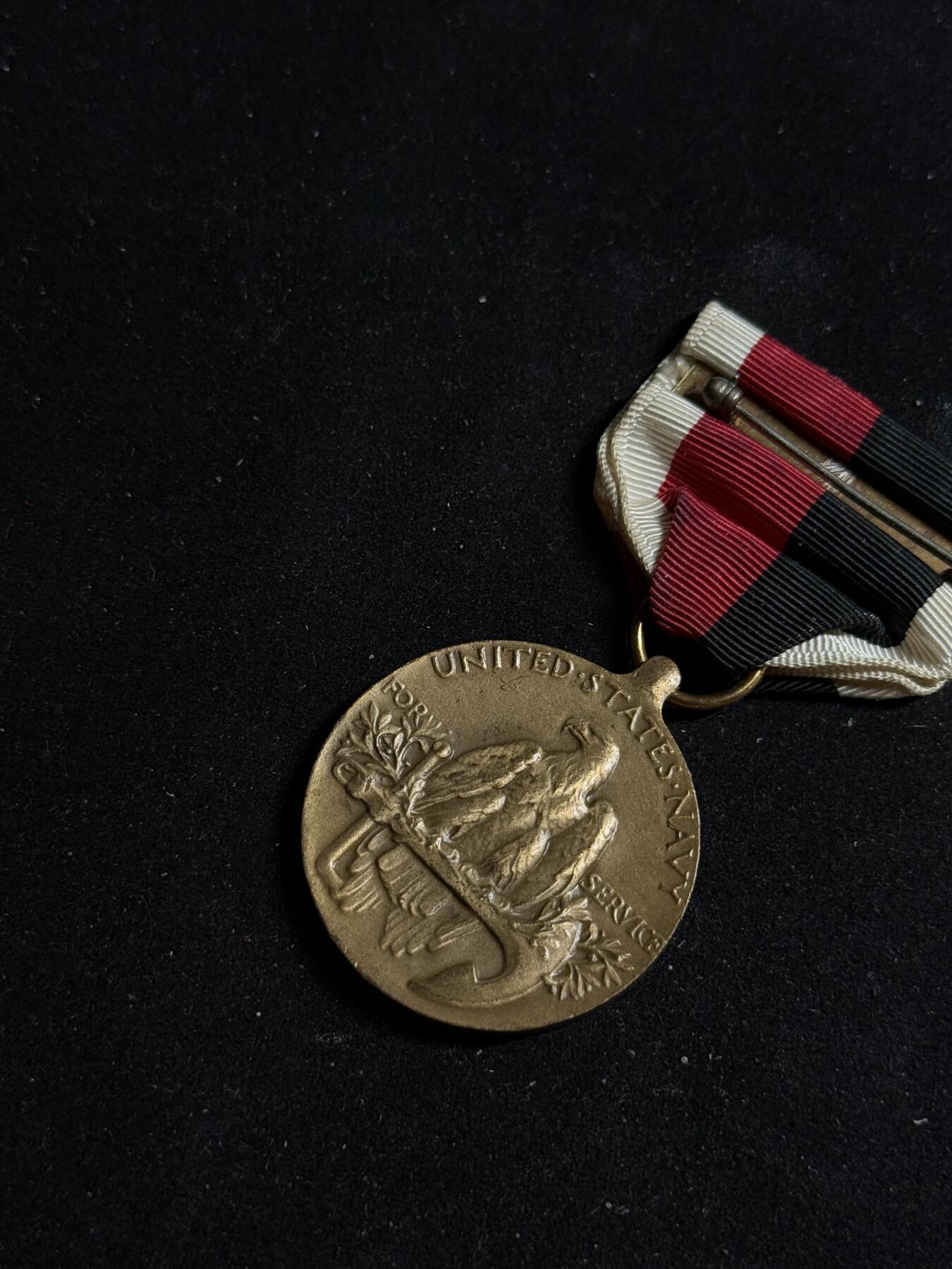 戎马世界章牌大赏第108期 美国二战占领军服役奖章