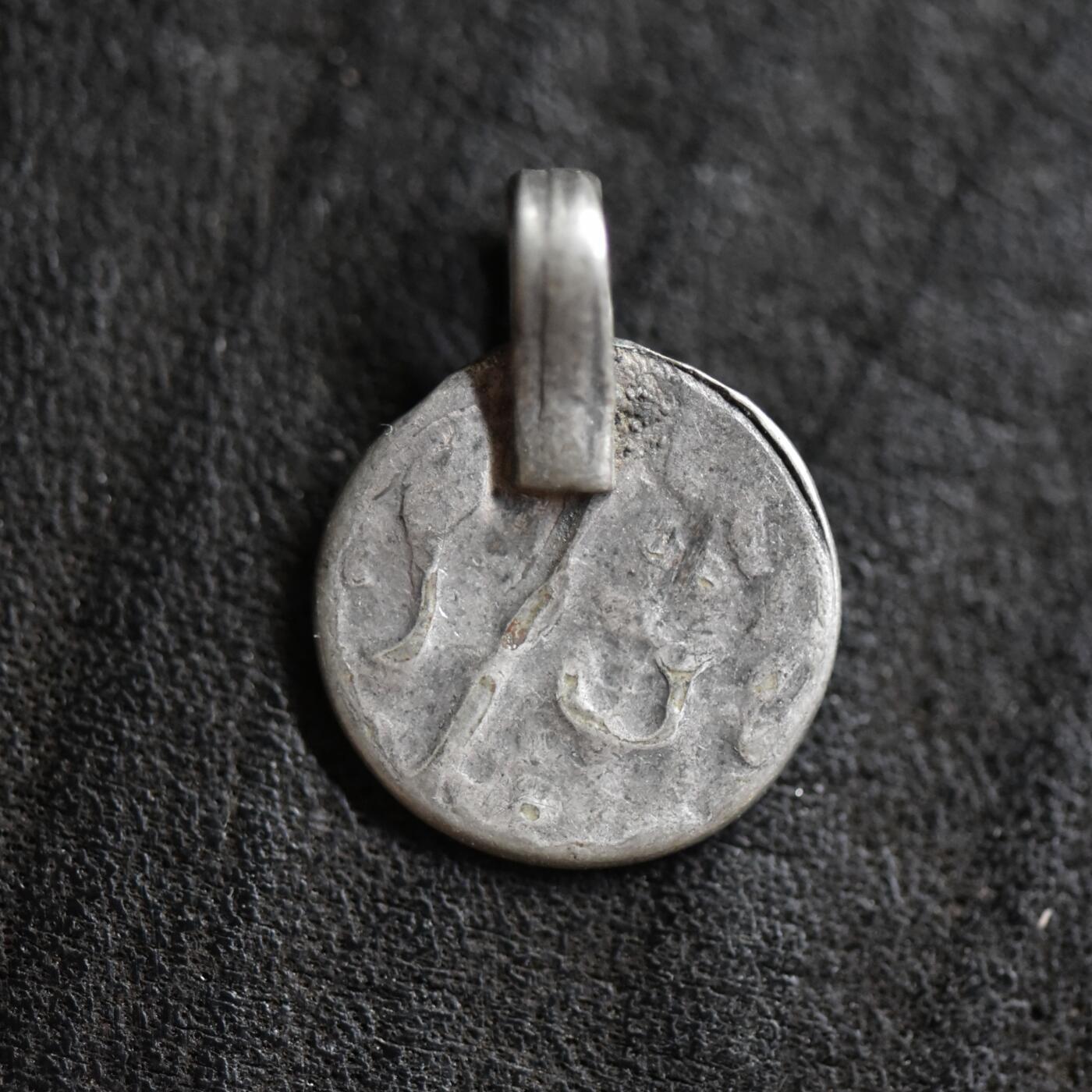 【良泉】第42期【自动场】12月4日晚19.30点开拍！99枚域外古代钱币专场  【中亚】布哈拉小吊坠，1.93克