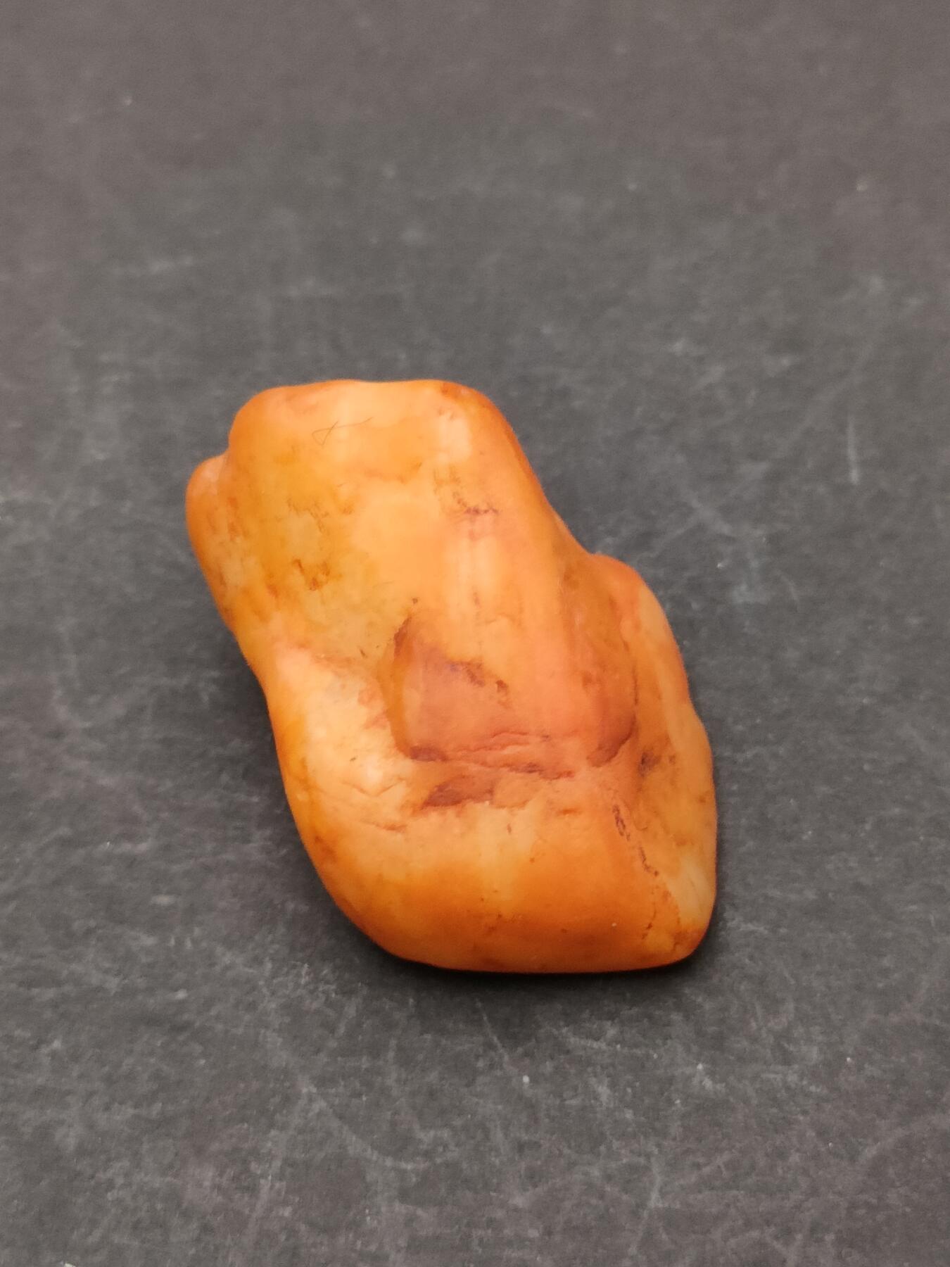 猩哥外币小铺➨【第203场】 和田玉原石5克