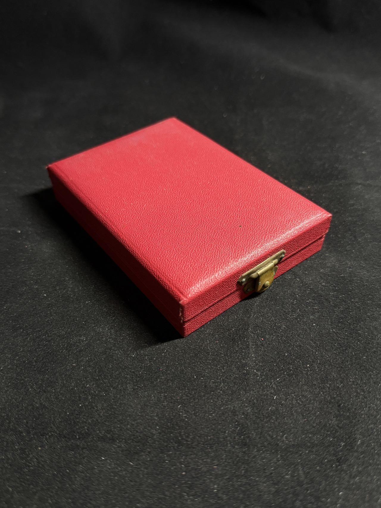 戎马世界章牌大赏第108期 匈牙利总工会奖章银级