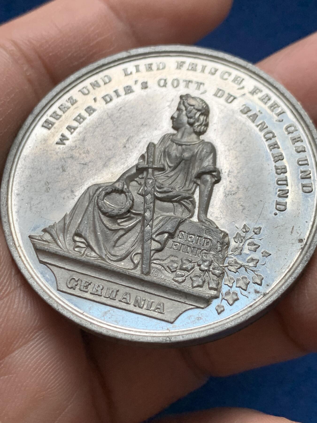 《竞宝斋》第441场 周日，周一，2场连拍 （全场包邮） 1865年德国德累斯顿首届音乐节纪念锡章，高浮雕，36.7克，46.2mm