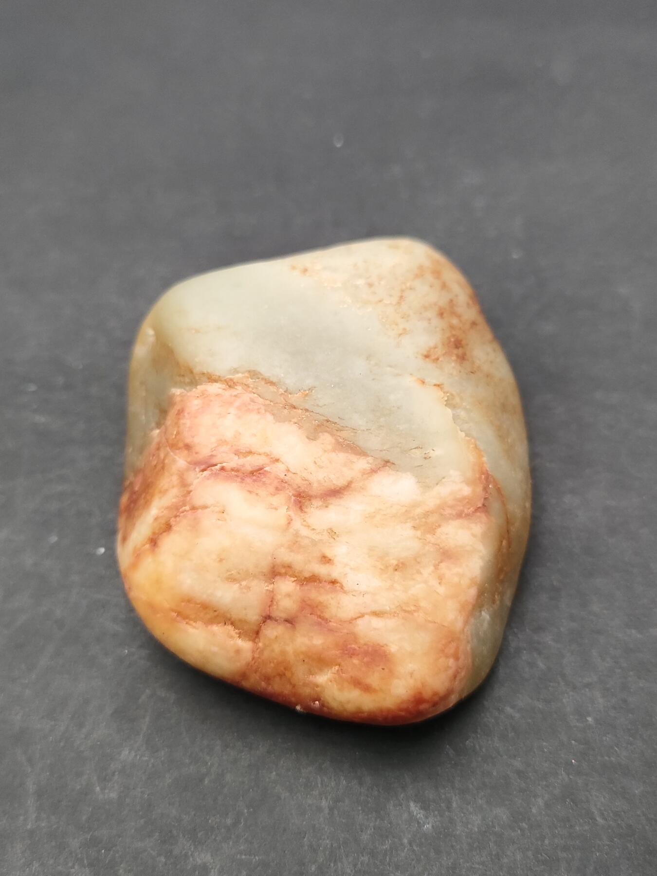 猩哥外币小铺➨【第203场】 和田玉原石86克