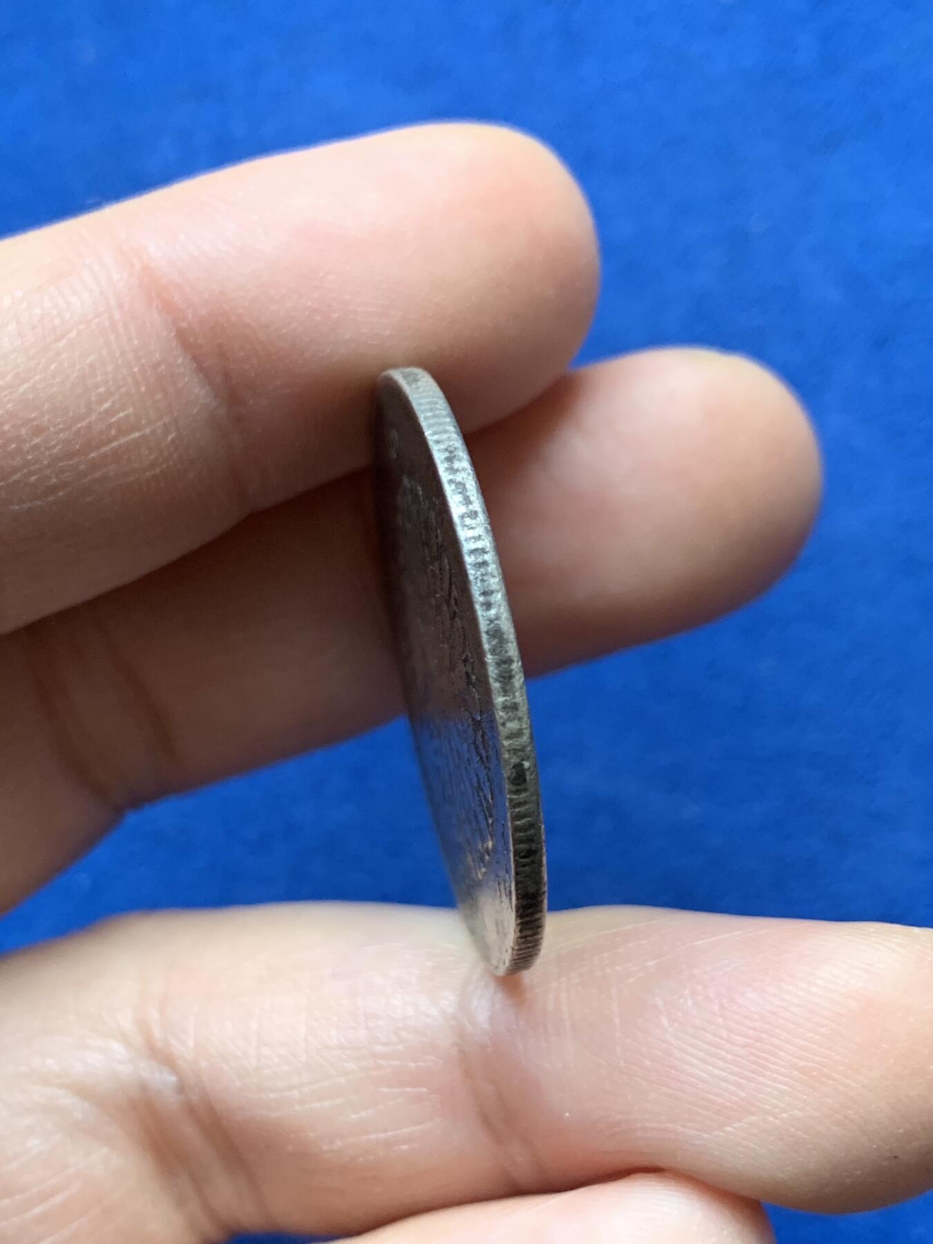 《竞宝斋》第441场 周日，周一，2场连拍 （全场包邮） 缅甸孔雀1KYAT银币 细节见图