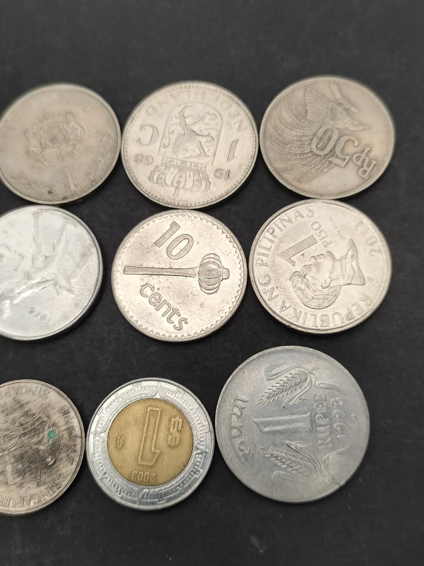 猩哥外币小铺➨【第203场】 钱币12个