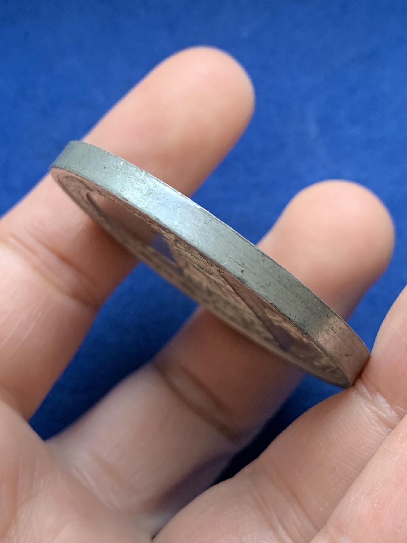 《竞宝斋》第441场 周日，周一，2场连拍 （全场包邮） 1865年德国德累斯顿首届音乐节纪念锡章，高浮雕，36.7克，46.2mm