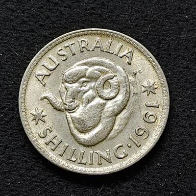 【全场包邮】纯粹捡漏拍480场（免费代拍第17场） - 澳大利亚1961年女王1先令银币