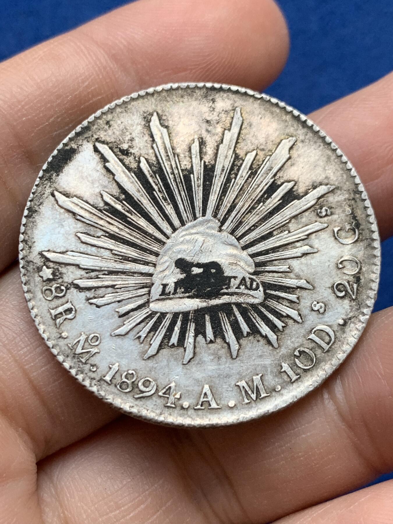 《竞宝斋》第441场 周日，周一，2场连拍 （全场包邮） 墨西哥 1894年 MO AM 花边鹰洋 8R银币 老味道光感高点都不错