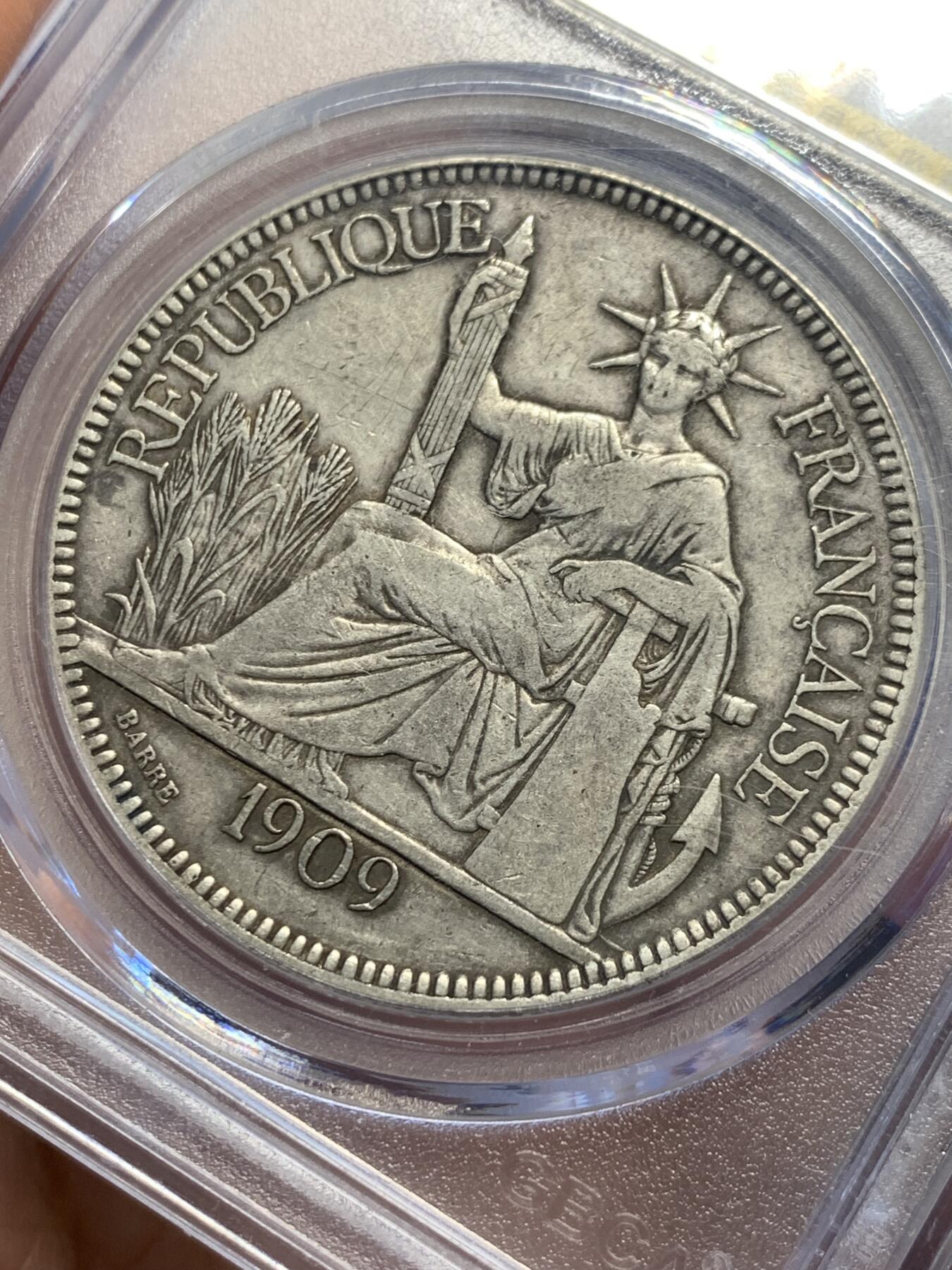 《竞宝斋》第441场 周日，周一，2场连拍 （全场包邮） 公博 XF45 法国1909年 1皮亚斯特坐洋银币 原味状态不错