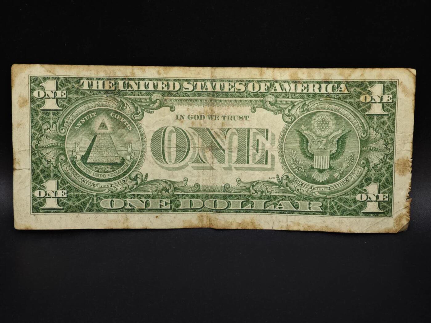 【淘币小摊】实时拍第八百零六拍   纸币场   满百包邮可预留二周 每周一统一发货   美国1957年一美元纸币【有折】