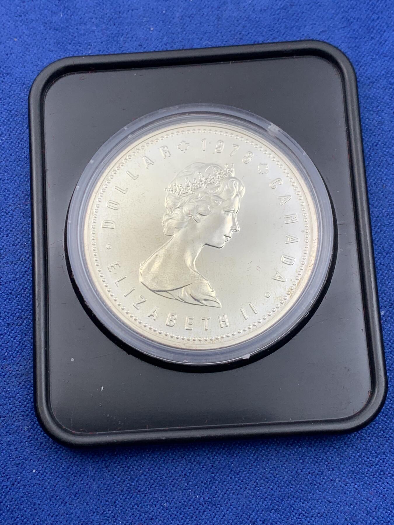 《竞宝斋》第441场 周日，周一，2场连拍 （全场包邮） 加拿大1978年第11届英联邦运动会1加元银币 带盒