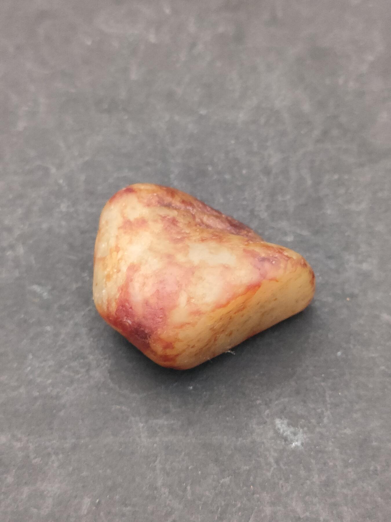 猩哥外币小铺➨【第203场】 和田玉原石4.5克