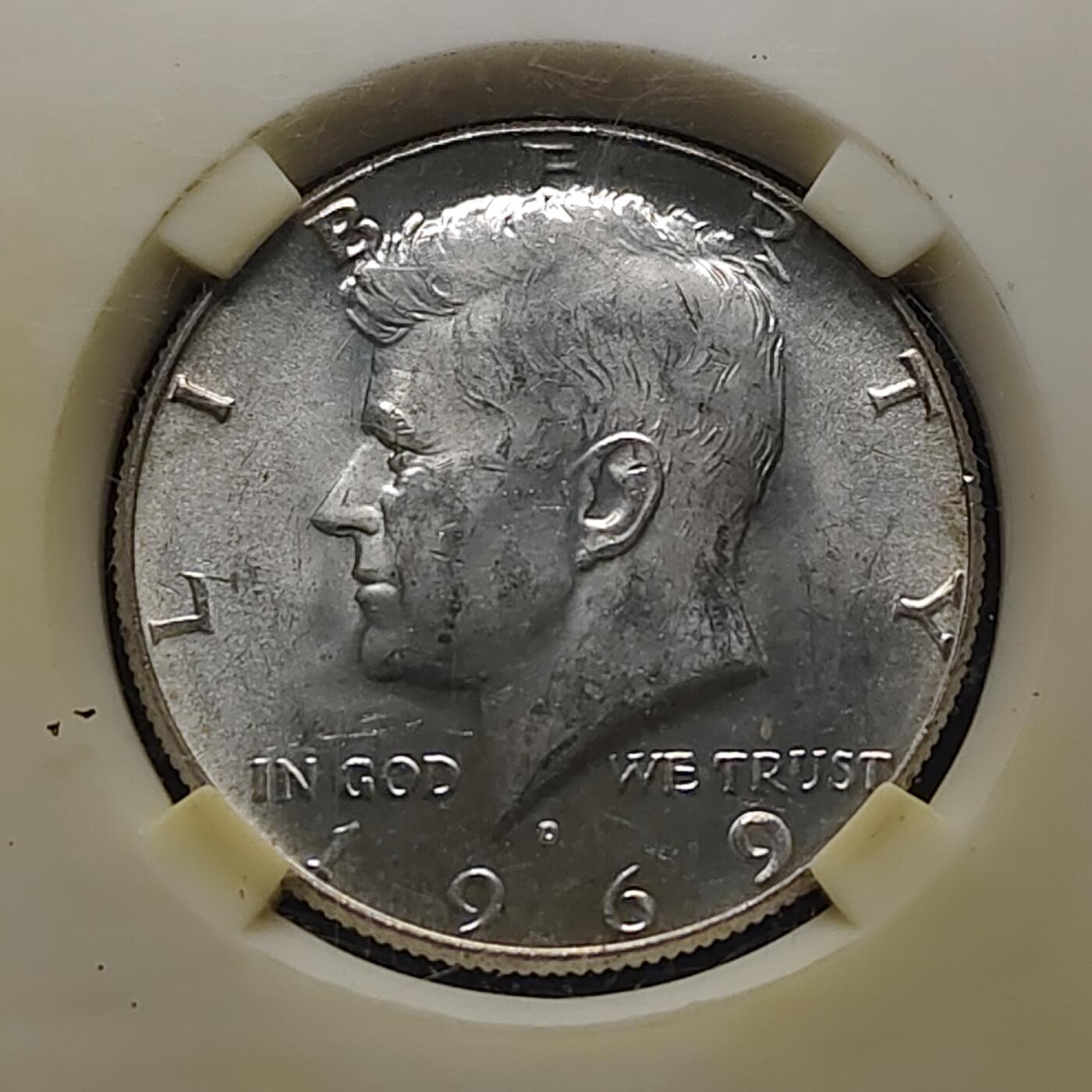 【全场包邮】纯粹捡漏拍480场（免费代拍第17场） 美国1969年肯尼迪半元银币