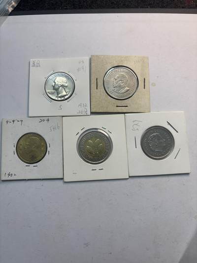 文馨钱币收藏第 282 场，【 长期接收代拍品】，加拿大老铜代用币，银币，德三系列场 - 原光美国，肯尼亚，荷兰，加纳，坦桑尼亚 5 枚