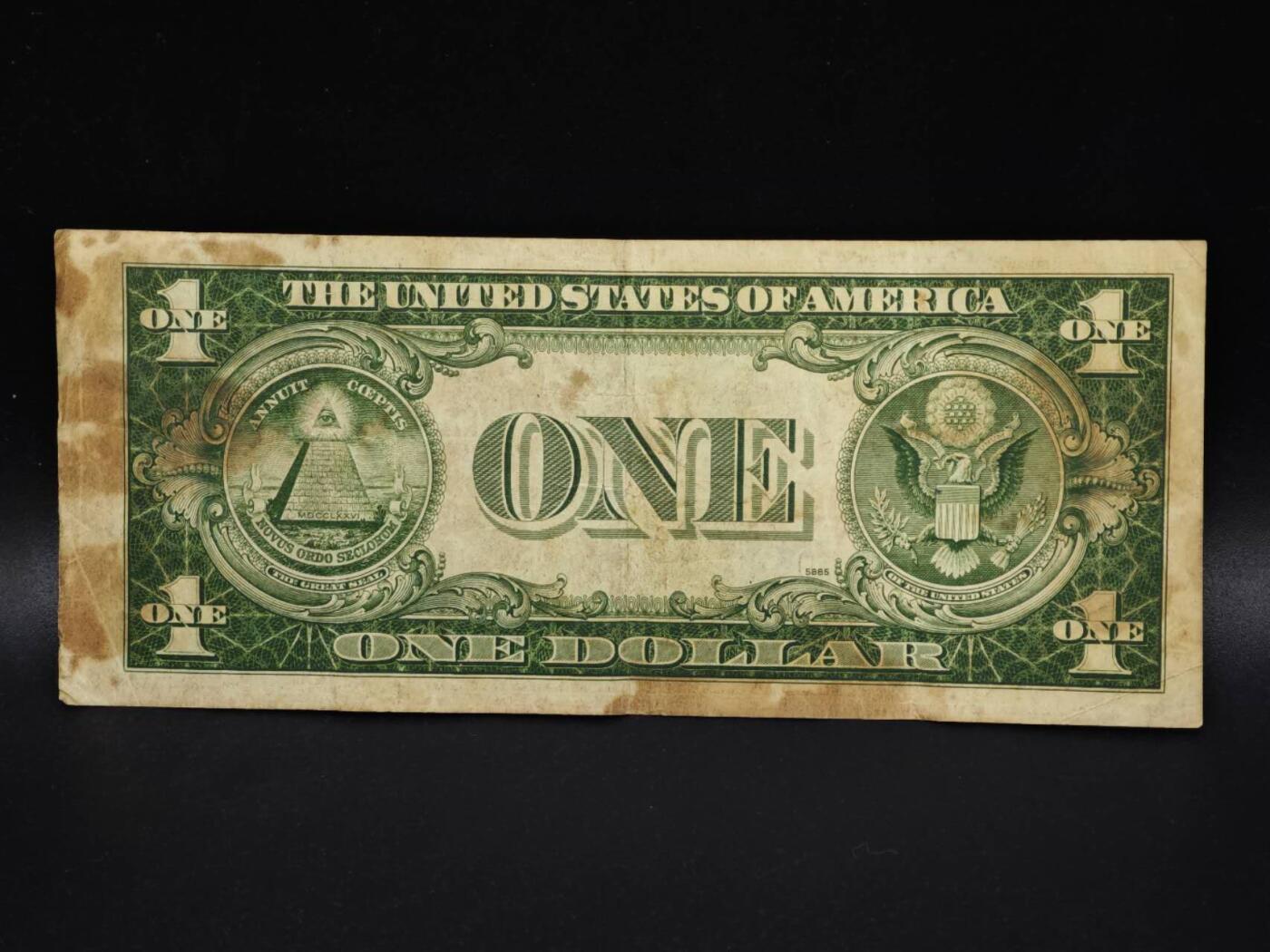 【淘币小摊】实时拍第八百零六拍   纸币场   满百包邮可预留二周 每周一统一发货   美国1935年一美元纸币【有折】