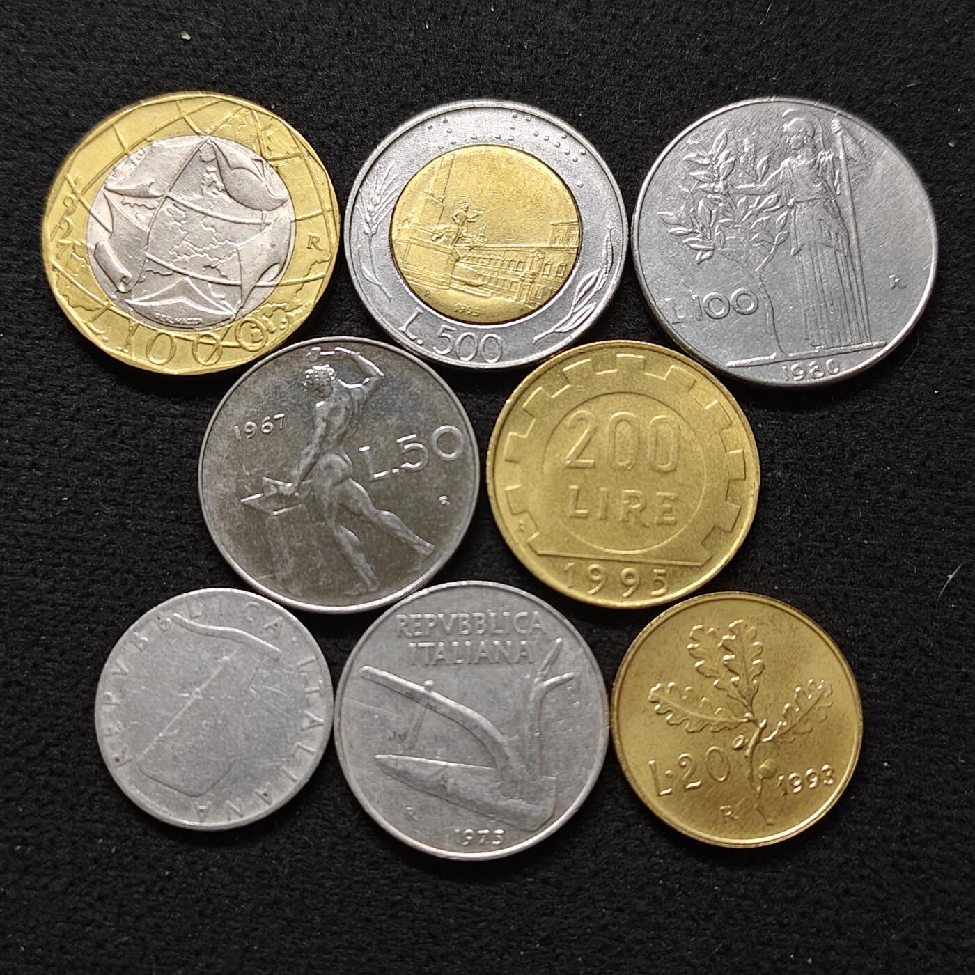 【全场包邮】纯粹捡漏拍480场（免费代拍第17场） 意大利各年份8枚套币