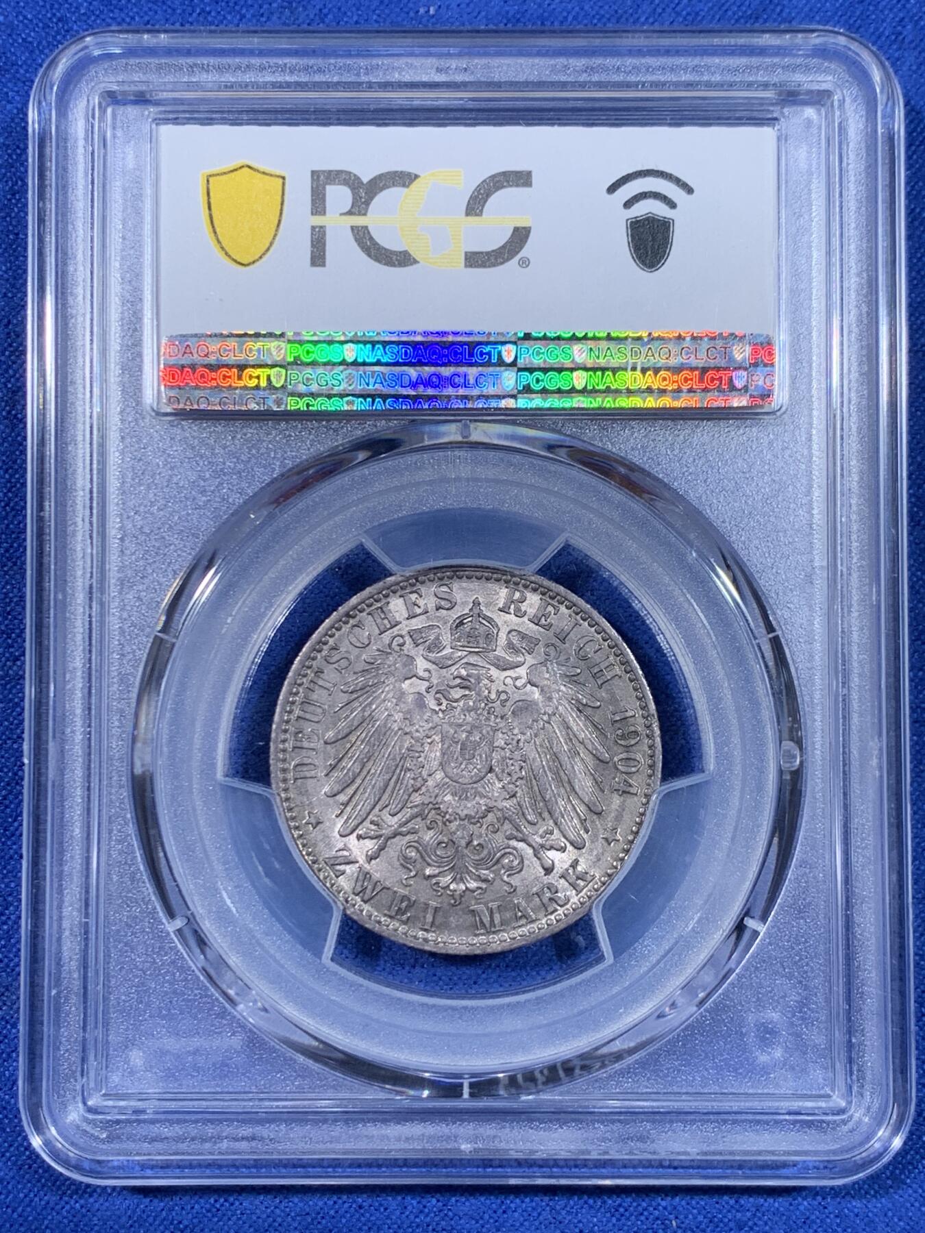 《竞宝斋》第441场 周日，周一，2场连拍 （全场包邮） PCGS MS64 德国1904J 不莱美2马克 银币 双面原味深灰包浆，整体状态极优。